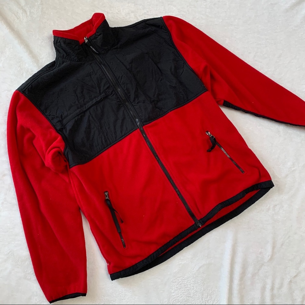 Weatherproof red fleece zip up sweatshirt